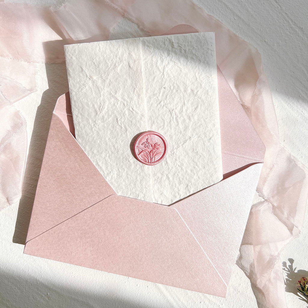 Light Pink Floral Wedding Invitations, Vintage White Handmade Paper Invites with Pink Wax Seals, Gold Foil Printing Wedding Ceremony Supplies Picky Bride