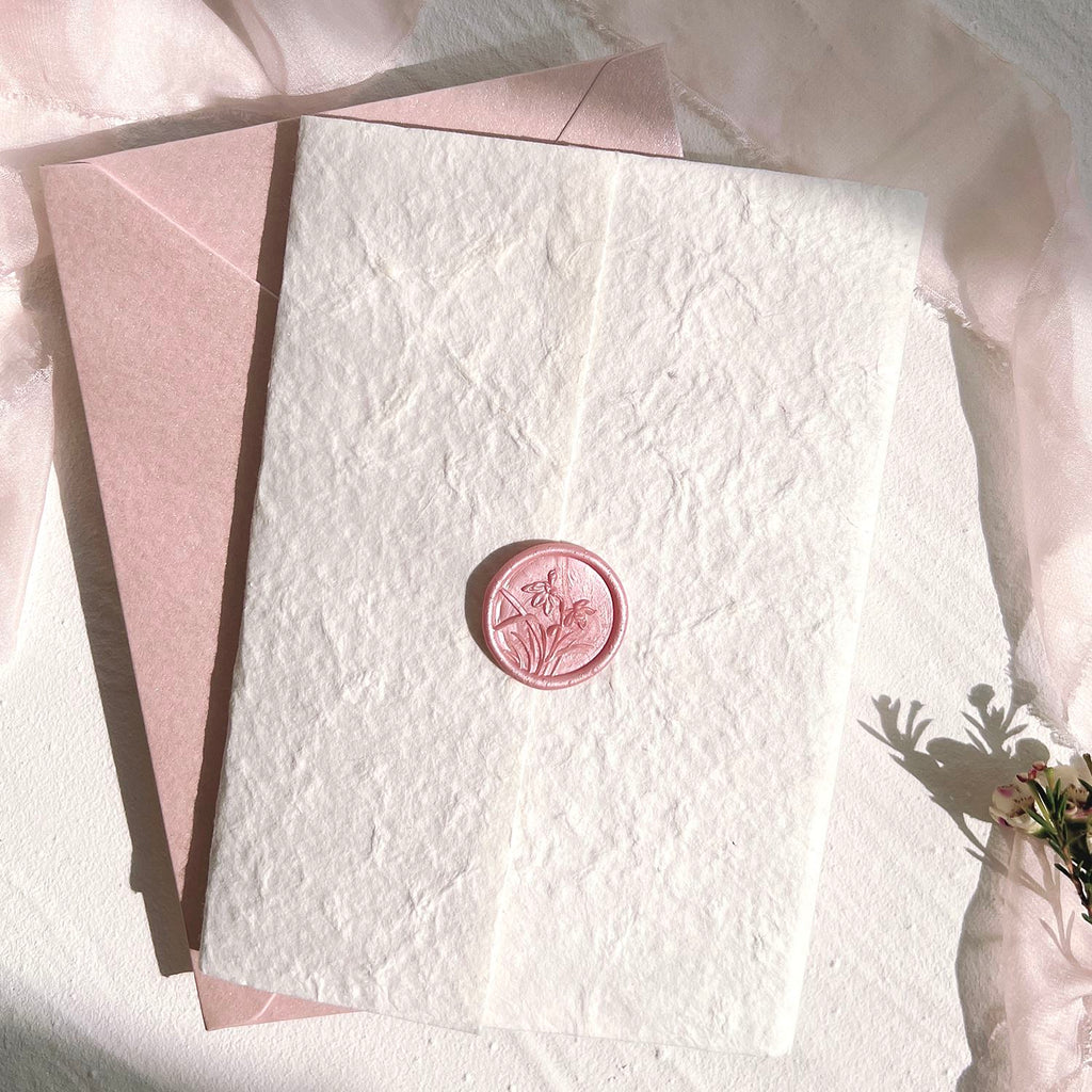 Light Pink Floral Wedding Invitations, Vintage White Handmade Paper Invites with Pink Wax Seals, Gold Foil Printing Wedding Ceremony Supplies Picky Bride 